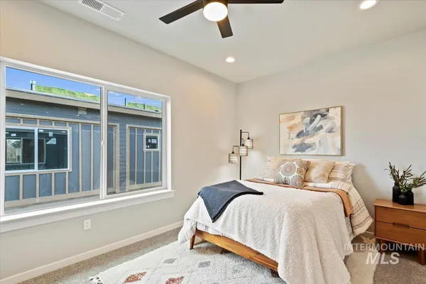 $323,000 | 521 North Lucy Lane, Nampa, ID 83687
