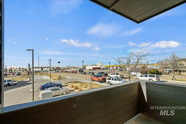 $323,000 | 521 North Lucy Lane, Nampa, ID 83687