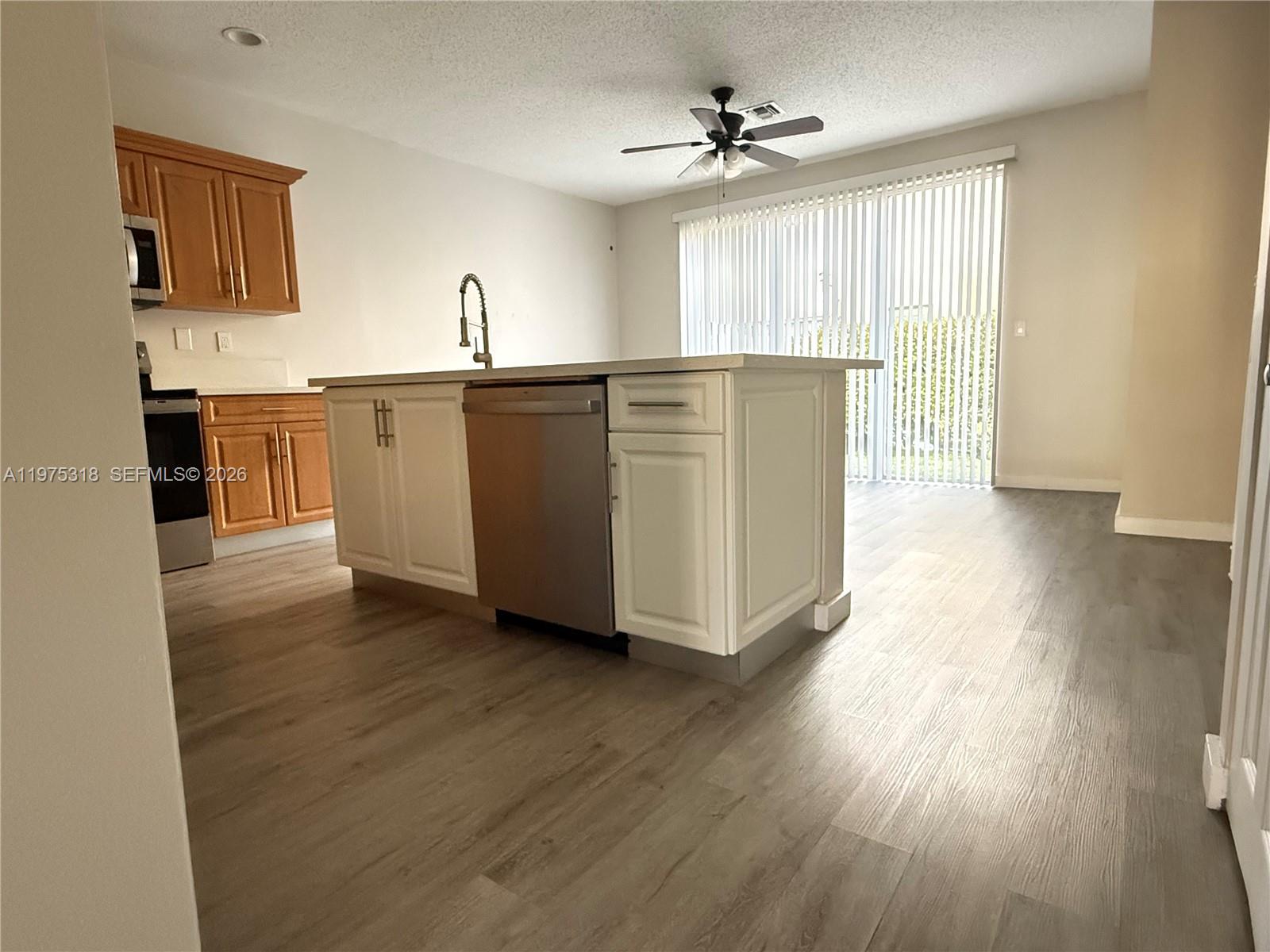 978 Northeast 42nd Place, Unit 978 Homestead, FL 33033 - Photo 6 of 21