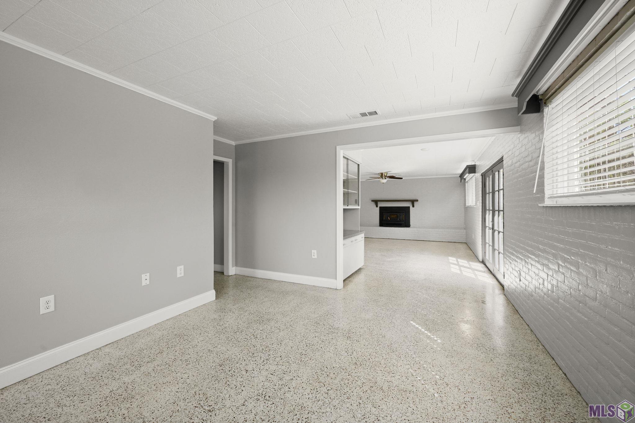 10212 Gurney Road Central, LA 70714 - Photo 16 of 30