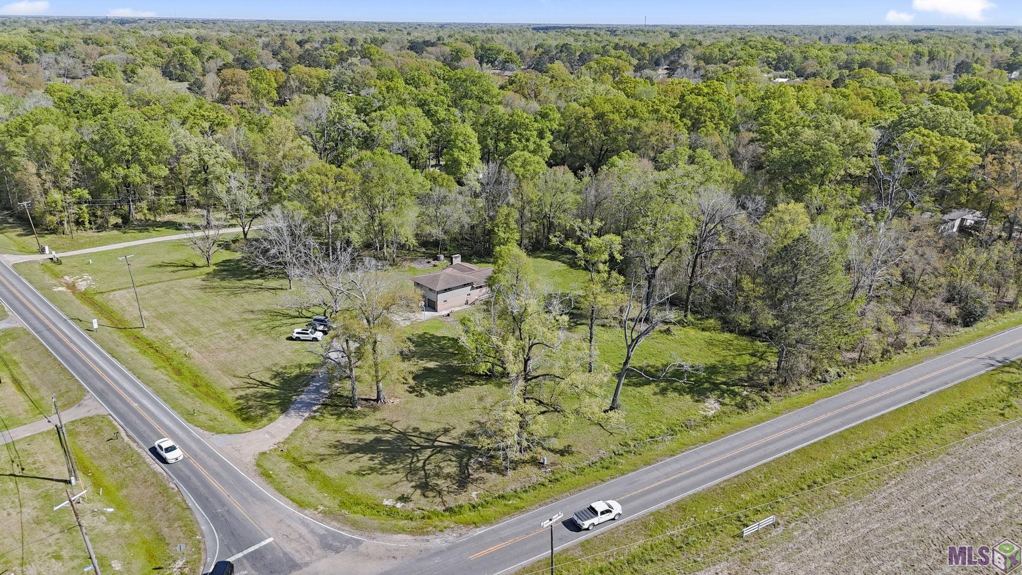 10212 Gurney Road Central, LA 70714 - Photo 2 of 30