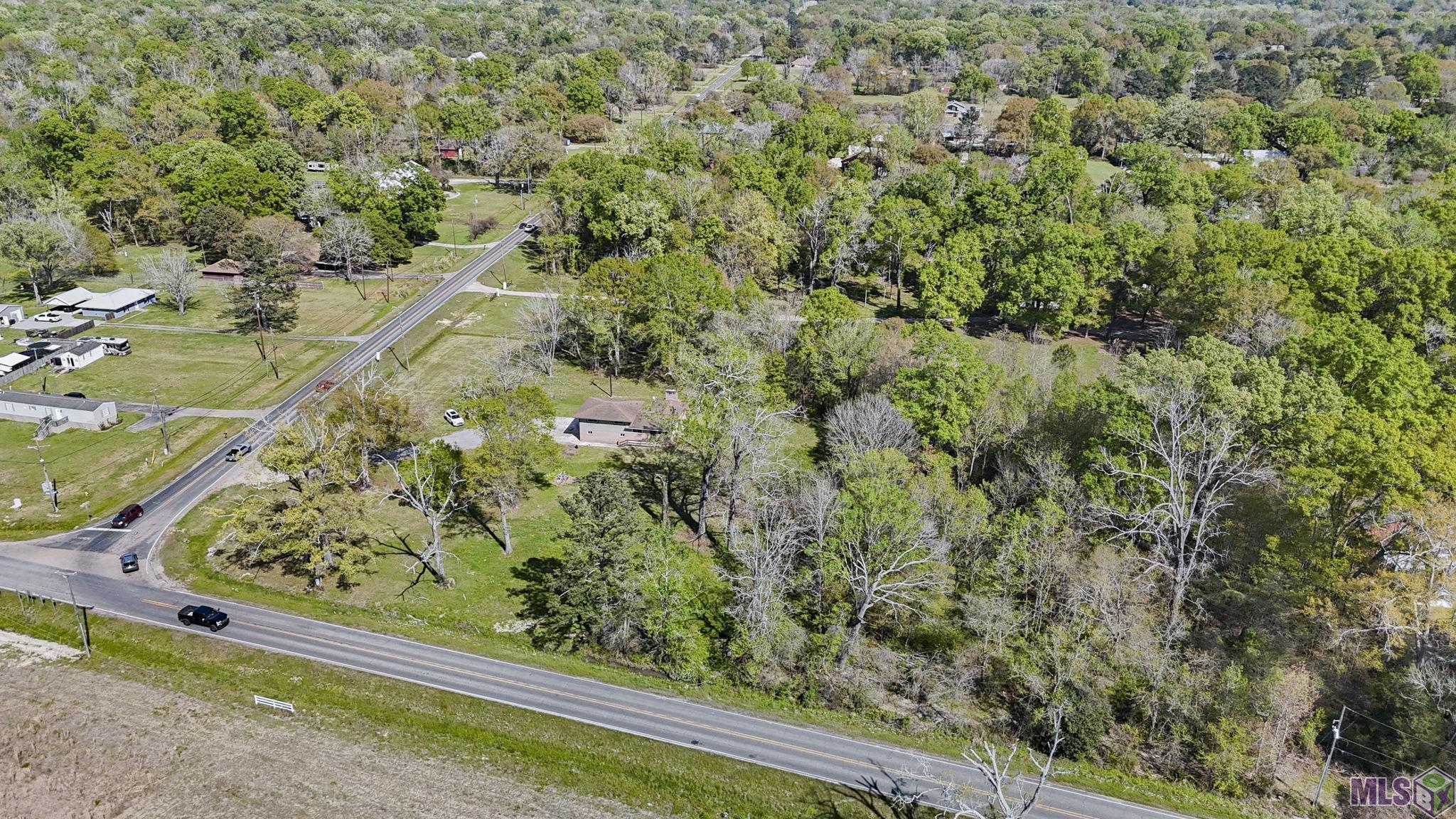 10212 Gurney Road Central, LA 70714 - Photo 4 of 30