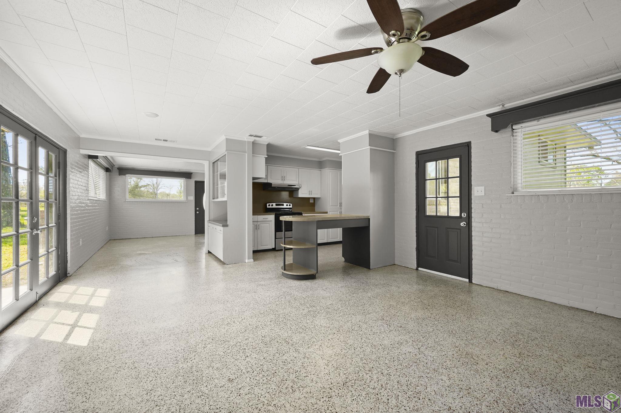 10212 Gurney Road Central, LA 70714 - Photo 10 of 30