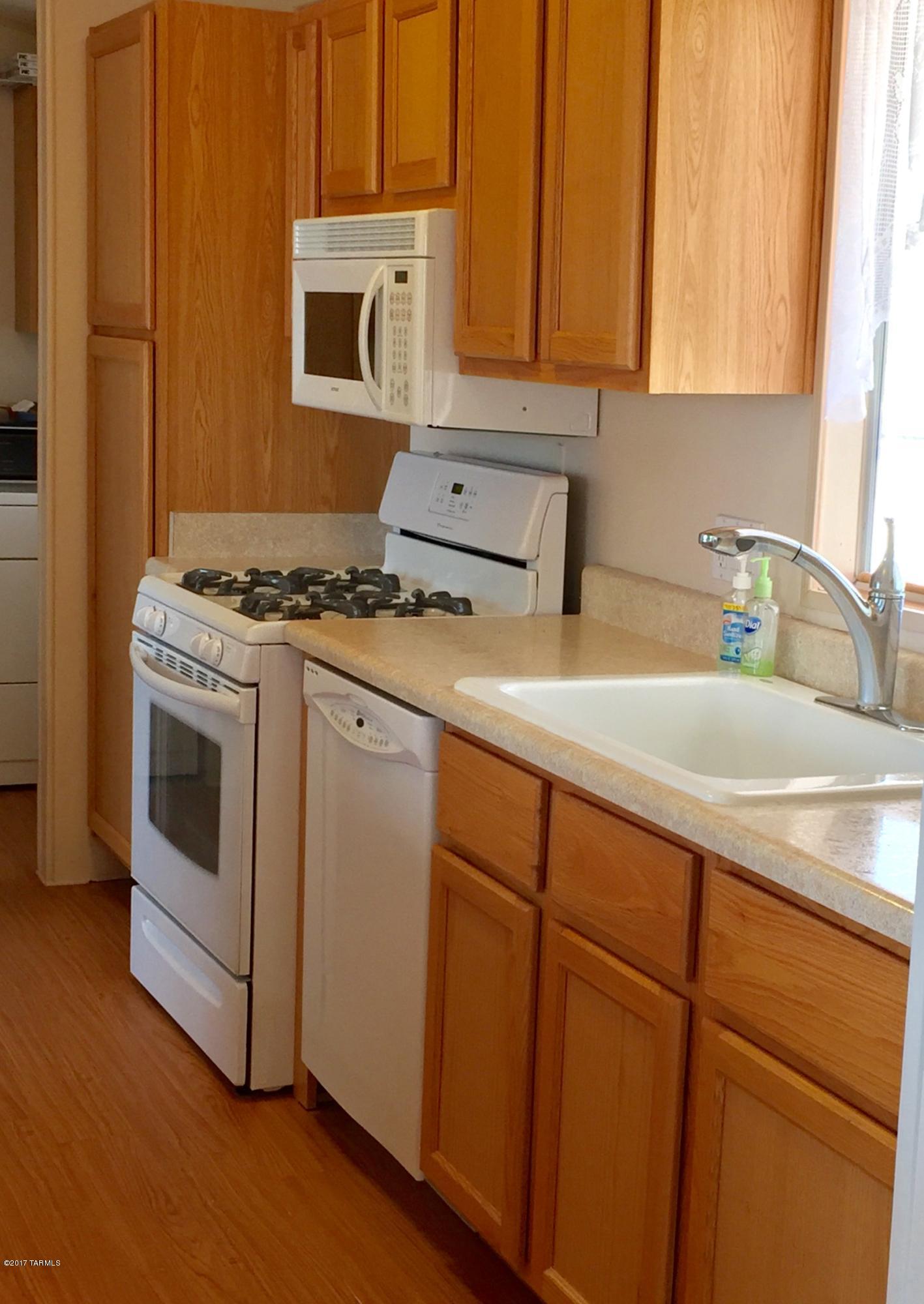 11381 West Ina Road Tucson, AZ 85743 - Photo 14 of 25 Gallery Image 14