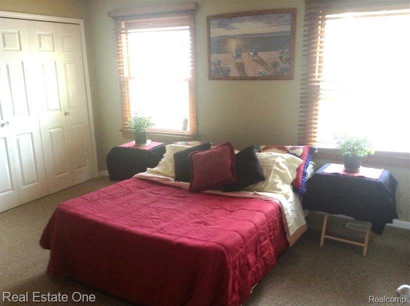1225 Miniature Court, Unit 22 Rochester, MI 48307 - Photo 8 of 19 MST BEDROOM