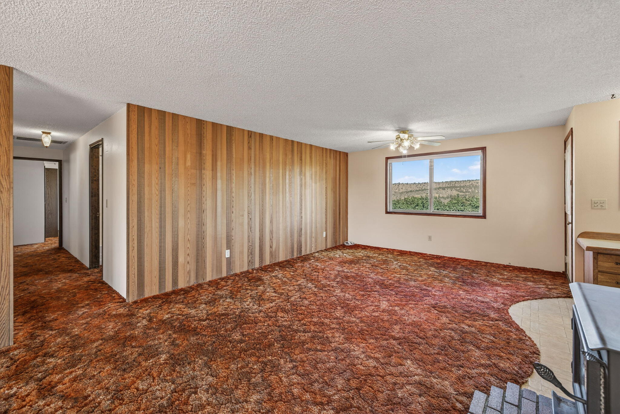 951 Southeast Rancho Lane Madras, OR 97741 - Photo 6 of 48 Dining Area