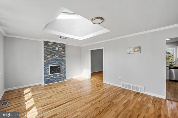 $419,900 | 902 Laings Avenue, Bristol, PA 19007