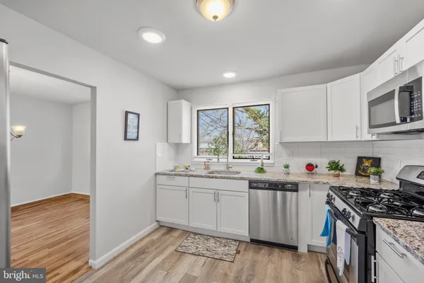 $419,900 | 902 Laings Avenue, Bristol, PA 19007