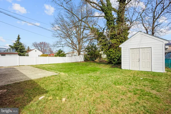 $419,900 | 902 Laings Avenue, Bristol, PA 19007