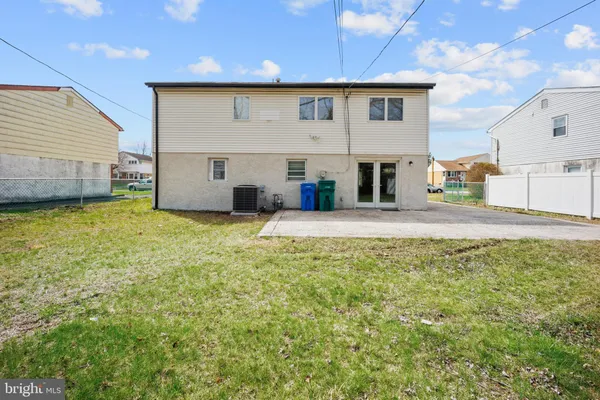 $419,900 | 902 Laings Avenue, Bristol, PA 19007