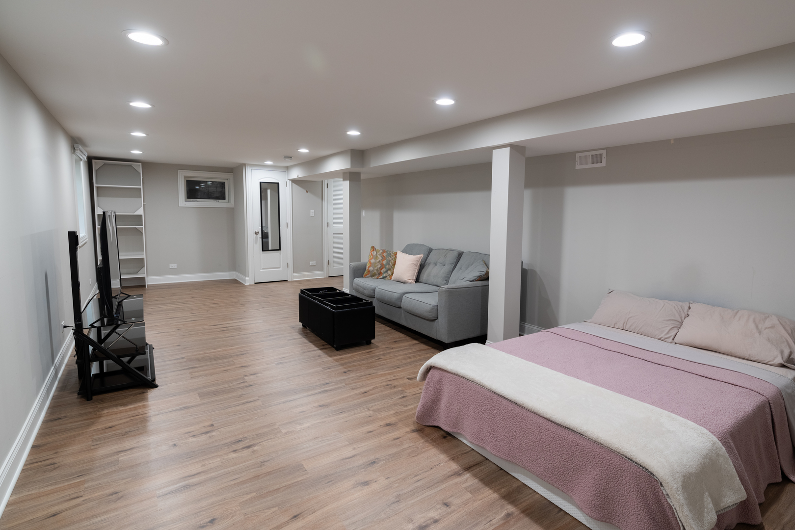 1801 Beech Road Mount Prospect, IL 60056 - Photo 24 of 29 Gallery Image 24