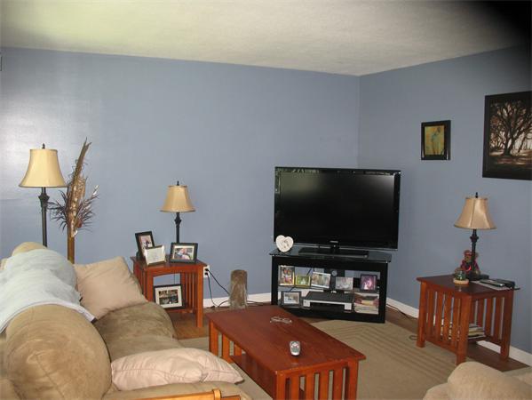 90 Sierra Vista Road Springfield, MA 01128 - Photo 5 of 19