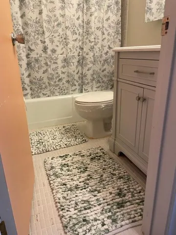 a bathroom with a toilet