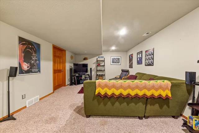 $759,900 | 906 West Westera Court, Spokane, WA 99224