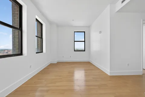 $599,900 | 4 Beacon Way, Unit 1409, Jersey City, NJ 07304