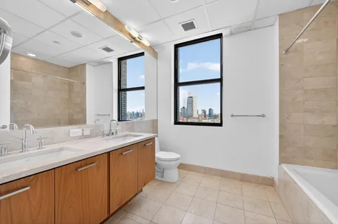 $599,900 | 4 Beacon Way, Unit 1409, Jersey City, NJ 07304