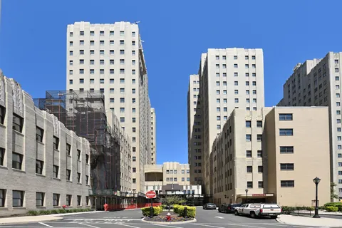 $599,900 | 4 Beacon Way, Unit 1409, Jersey City, NJ 07304