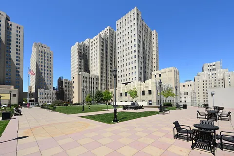 $599,900 | 4 Beacon Way, Unit 1409, Jersey City, NJ 07304