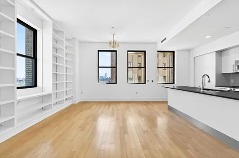 $599,900 | 4 Beacon Way, Unit 1409, Jersey City, NJ 07304