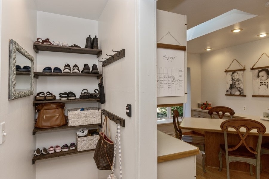 2324 Mayfield Road Iowa City, IA 52245 - Photo 11 of 31 Gallery Image 11
