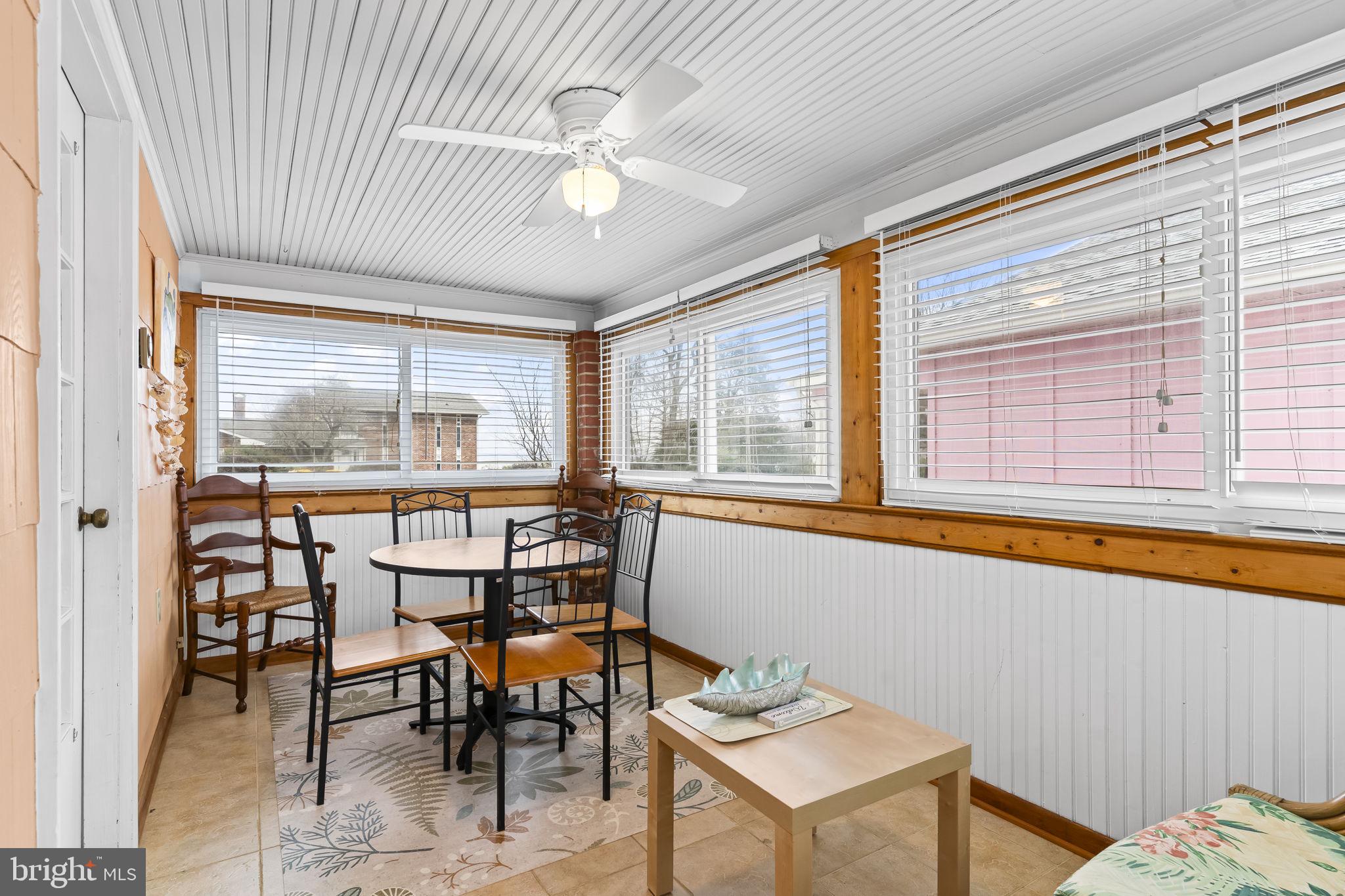 916 Bryant Avenue Colonial Beach, VA 22443 - Photo 9 of 52