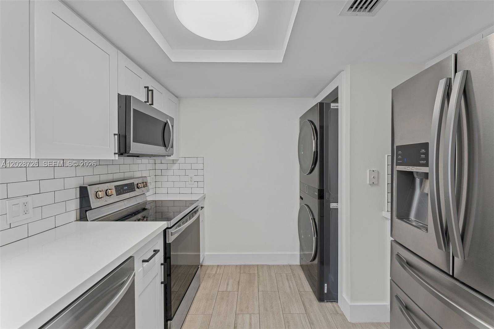 2415 Northwest 16th St Road, Unit 306 Miami, FL 33125 - Photo 2 of 22
