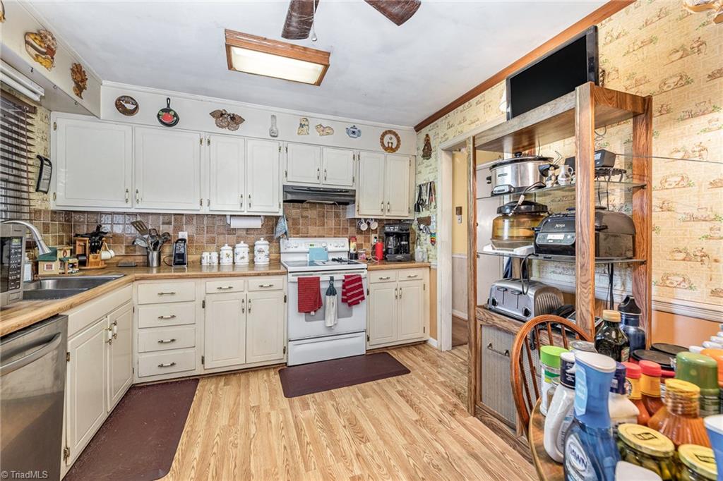 3314 Dillon Road Jamestown, NC 27282 - Photo 10 of 23