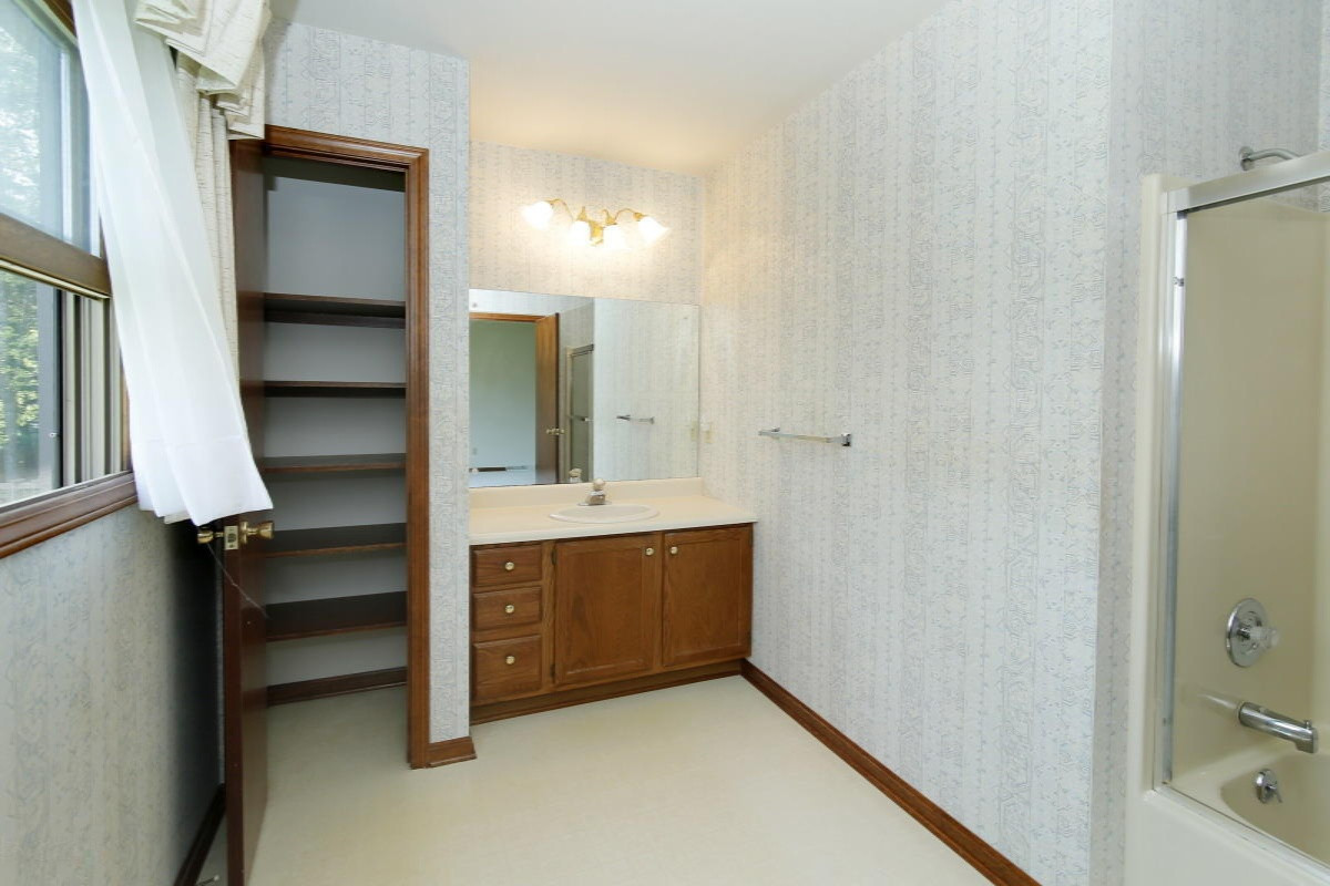 165 Hidden Forest Road Battle Creek, MI 49014 - Photo 13 of 22 165 Hidden Forrest-12