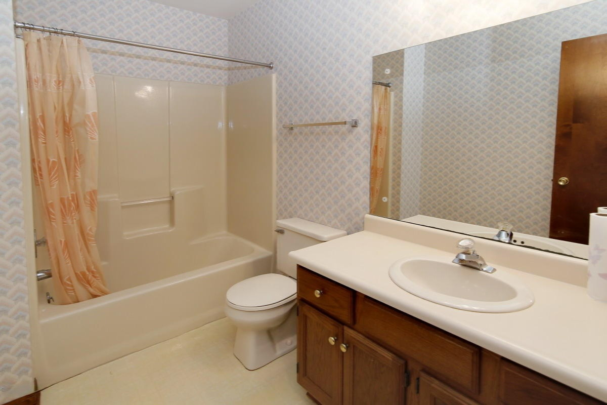 165 Hidden Forest Road Battle Creek, MI 49014 - Photo 16 of 22 165 Hidden Forrest-15