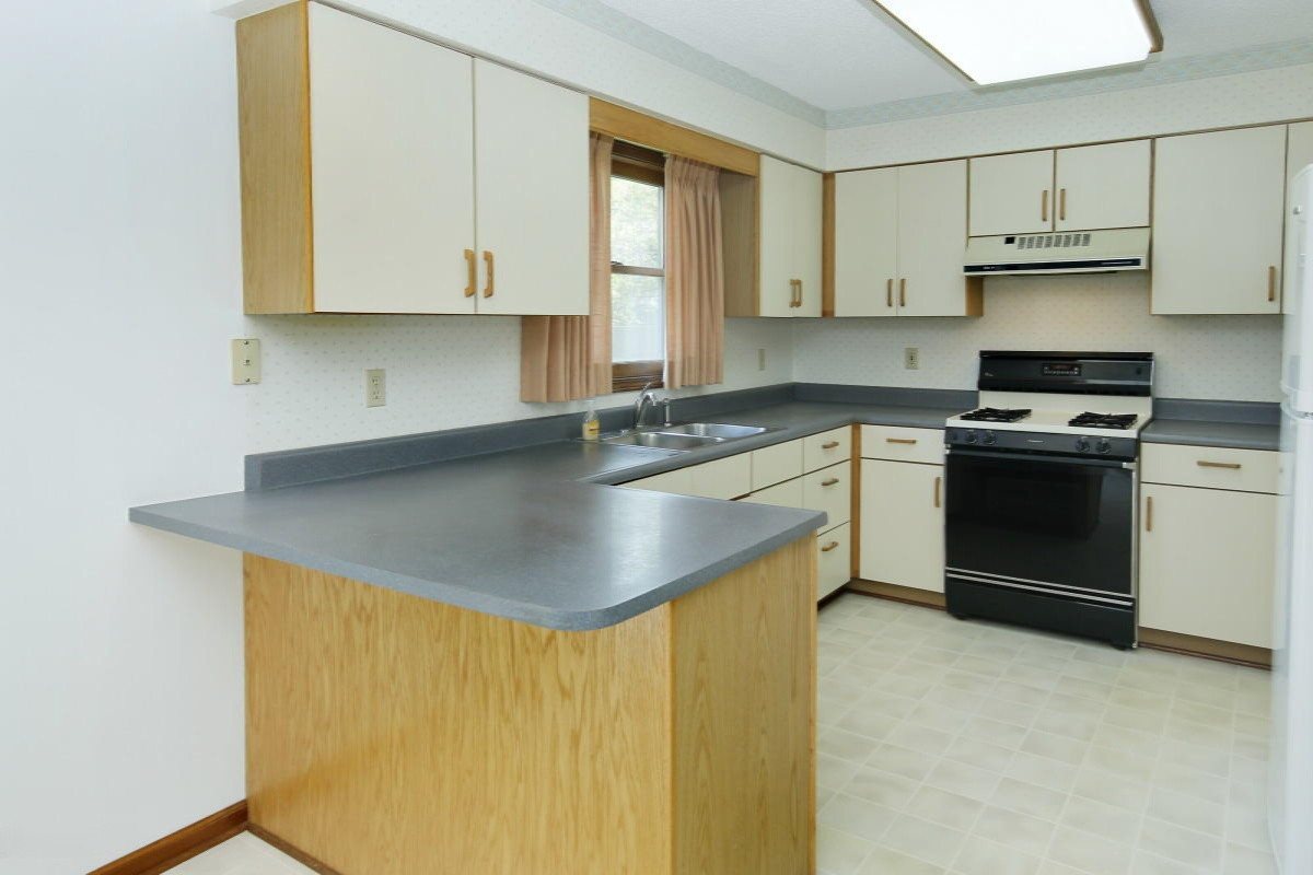 165 Hidden Forest Road Battle Creek, MI 49014 - Photo 7 of 22 165 Hidden Forrest-06