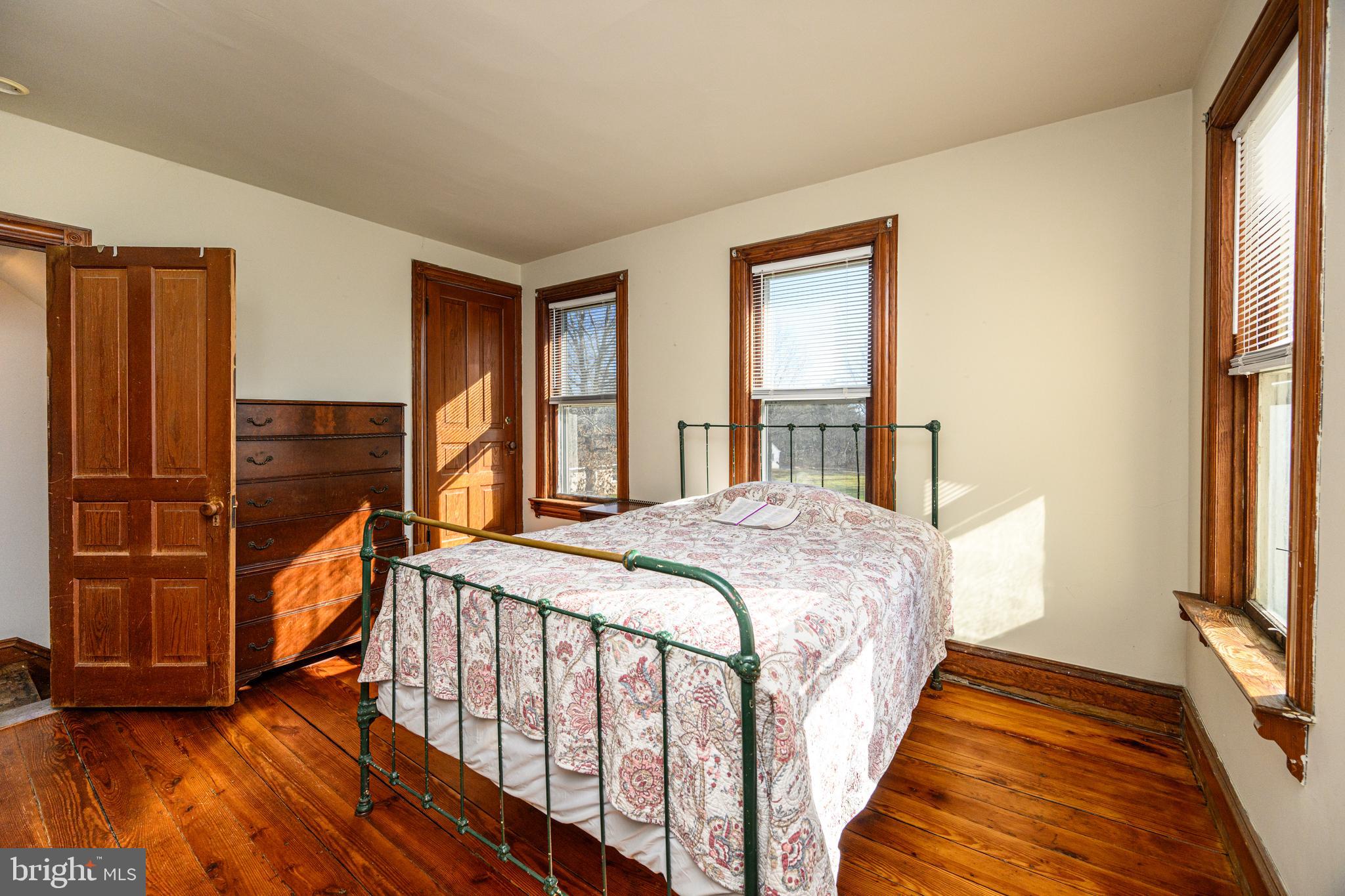 2305 Spinnerstown Road Quakertown, PA 18951 - Photo 10 of 40 Gallery Image 10