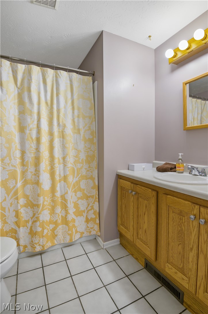 295 Boston Mills Road Hudson, OH 44236 - Photo 23 of 32 2nd floor full bath