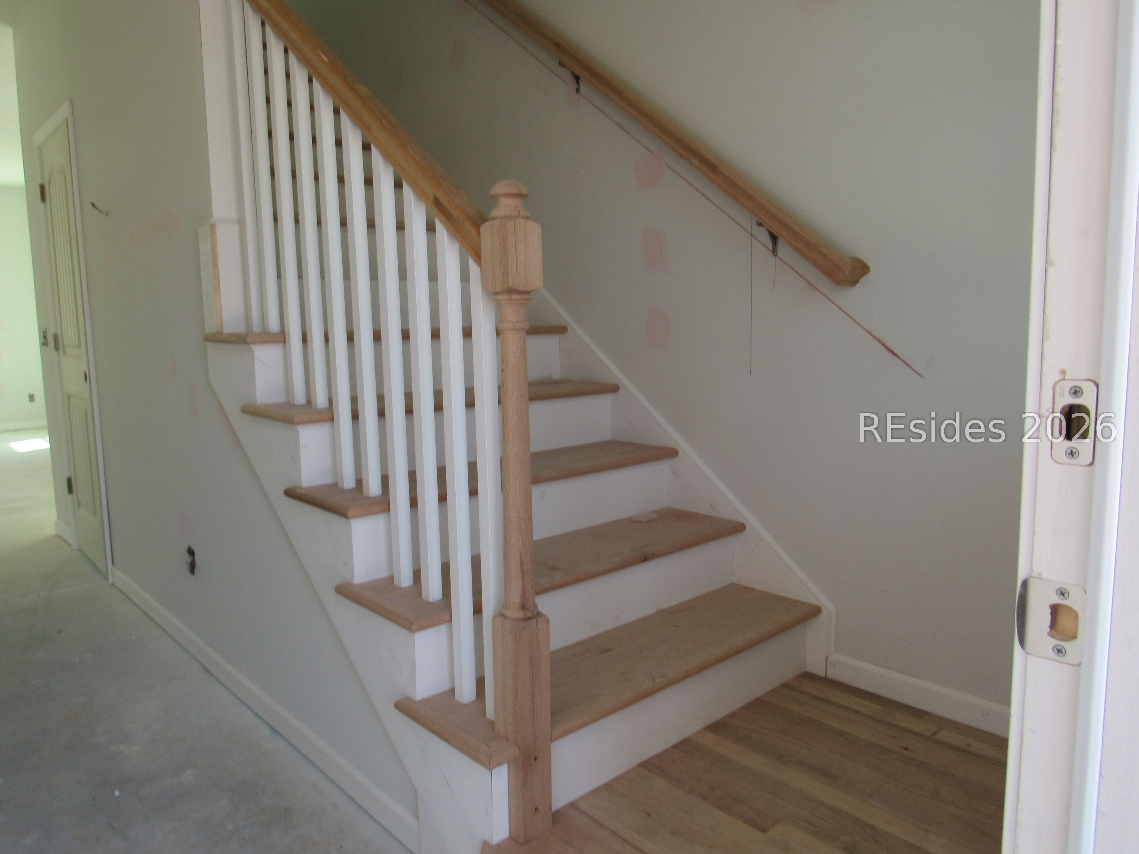396 Conifer Street Hardeeville, SC 29927 - Photo 5 of 8 oak treads