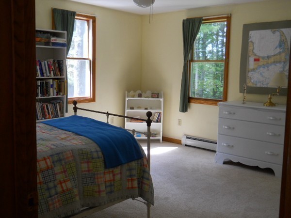 8 Noel Drive Ashburnham, MA 01430 - Photo 5 of 11