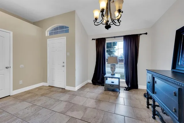 $355,000 | 930 High Knoll Drive, Midlothian, TX 76065