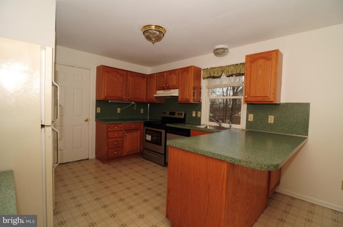 222 Landis Valley Road Lititz, PA 17543 - Photo 3 of 4