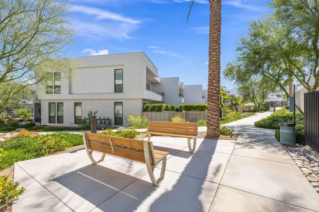 $3,595 | 928 Galaxy Drive, Palm Springs, CA 92264