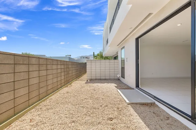 $3,595 | 928 Galaxy Drive, Palm Springs, CA 92264