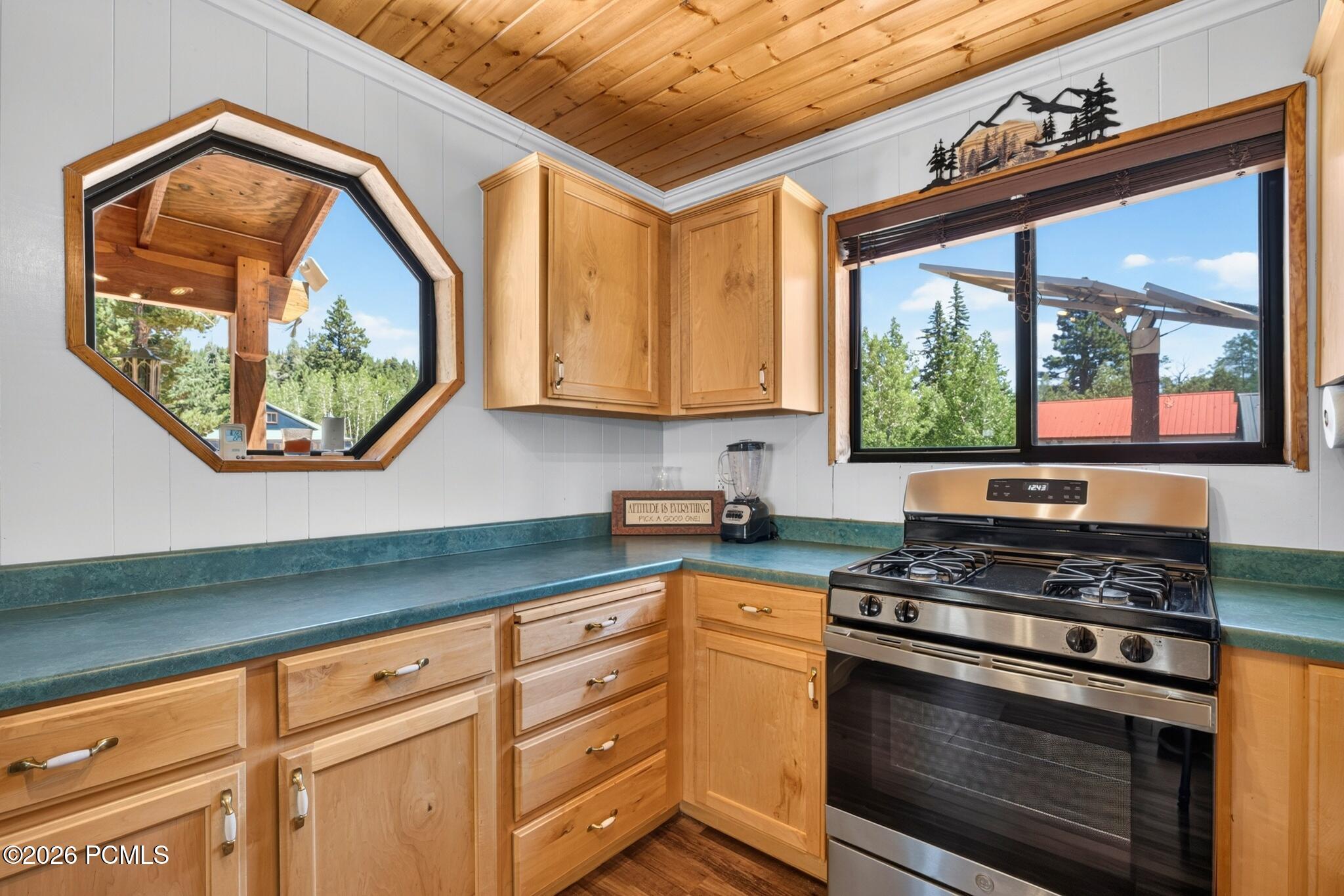 1265 Strawberry Point Road Duck Creek Village, UT 84762 - Photo 11 of 69 Gallery Image 11