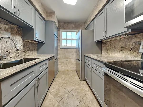 $1,030 | 7900 Westheimer Road, Unit 226, Houston, TX 77063
