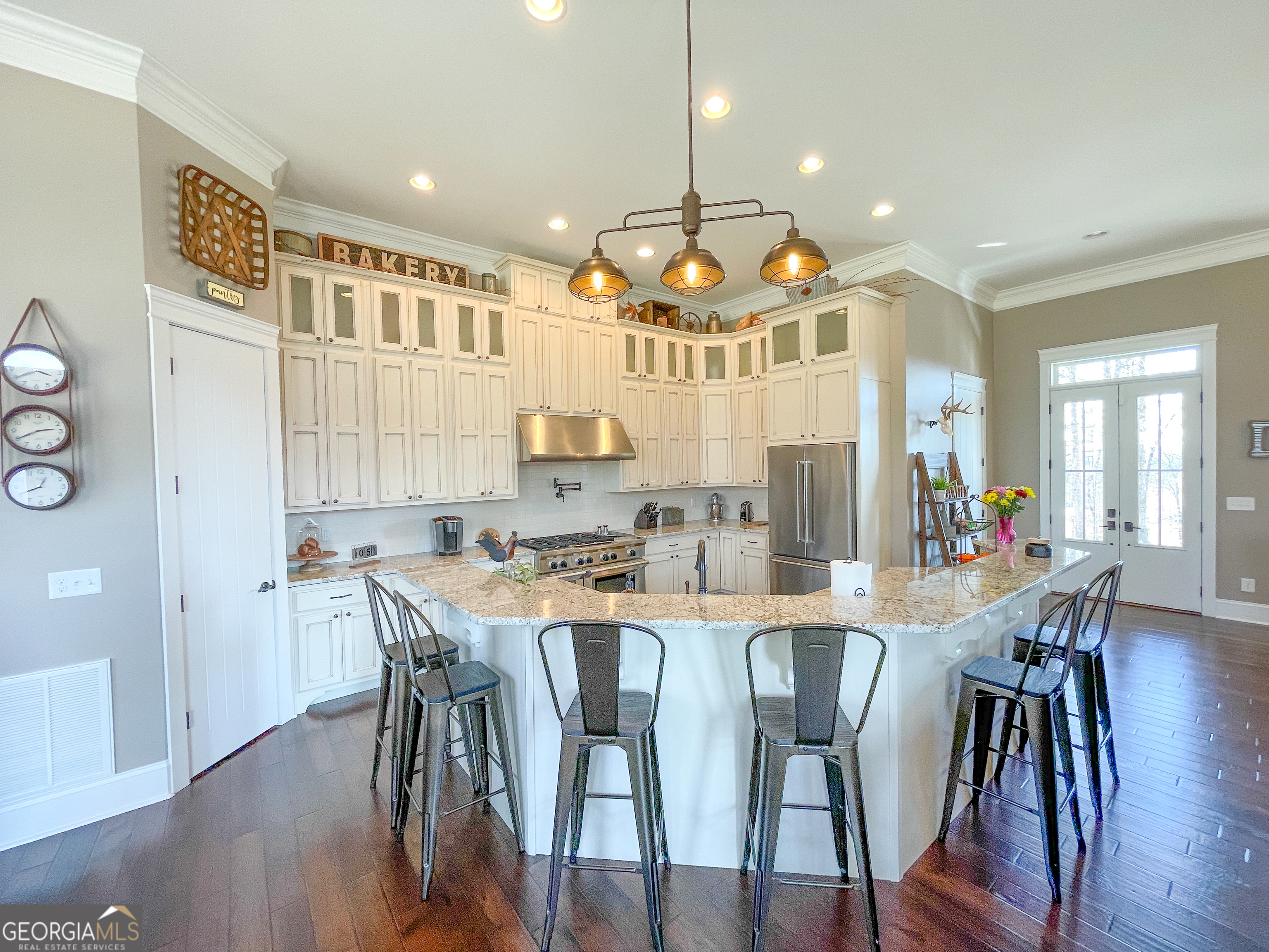 39 Acres On E Teloga Road Summerville, GA 30747 - Photo 14 of 50 a large kitchen with a table and chairs