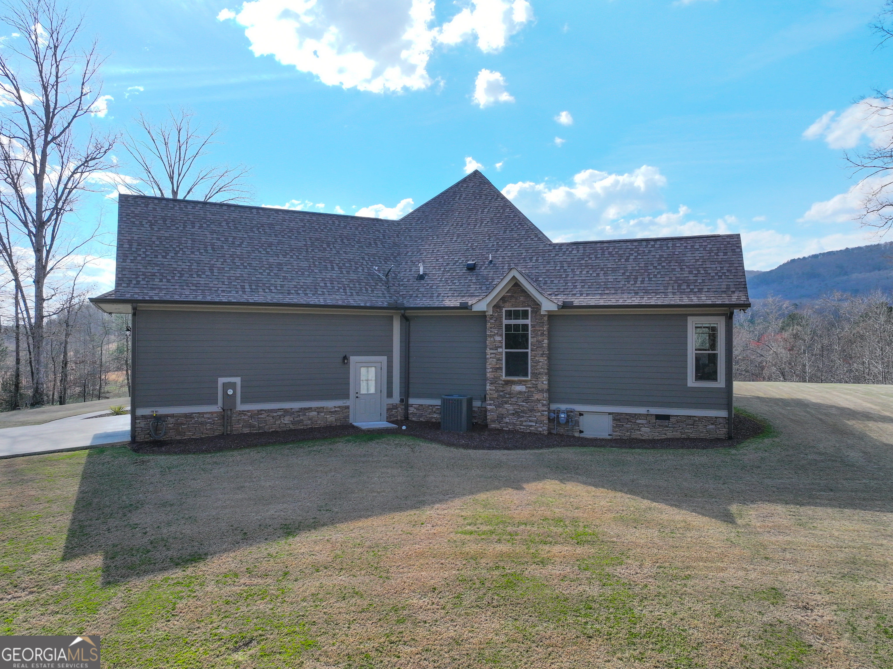 39 Acres On E Teloga Road Summerville, GA 30747 - Photo 33 of 50 a view of a house with a yard and garage