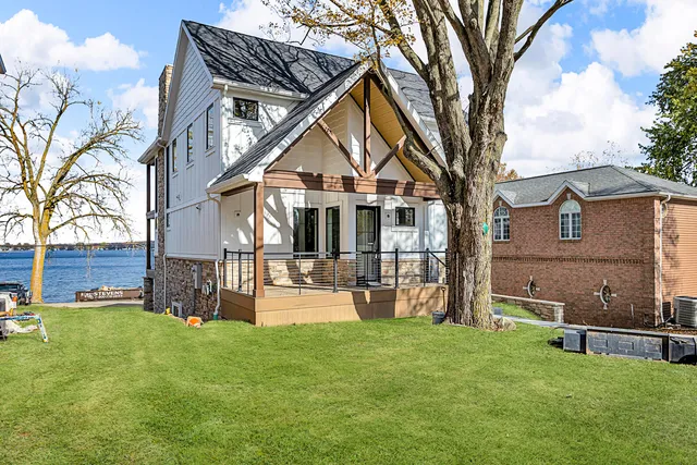 $1,595,000 | 3953 Woerner Road, Manitou Beach, MI 49253