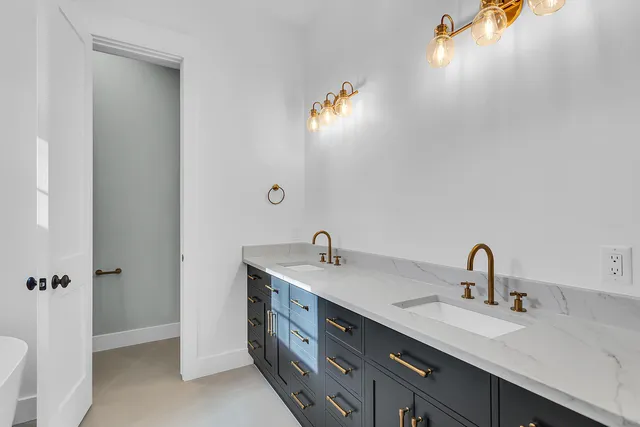 $1,595,000 | 3953 Woerner Road, Manitou Beach, MI 49253