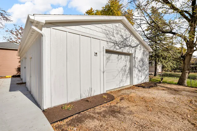 $1,595,000 | 3953 Woerner Road, Manitou Beach, MI 49253