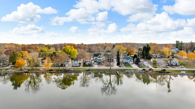 $1,595,000 | 3953 Woerner Road, Manitou Beach, MI 49253