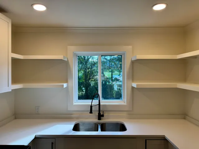 $2,095 | 824 Clift Street, Chattanooga, TN 37405