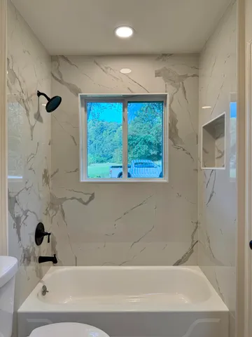 $2,095 | 824 Clift Street, Chattanooga, TN 37405