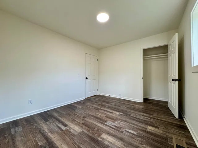 $2,095 | 824 Clift Street, Chattanooga, TN 37405