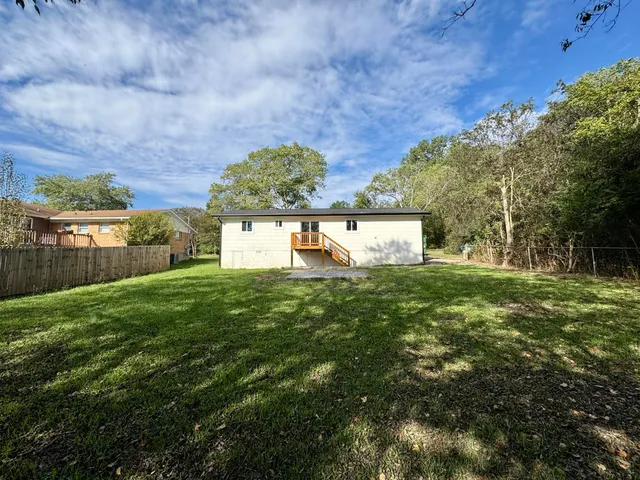 $2,095 | 824 Clift Street, Chattanooga, TN 37405